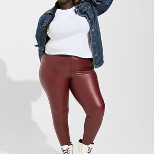 Torrid -101‎ NWT Vegan Leather Elastic Waist Faux Leather Pull On Leggings 4X
